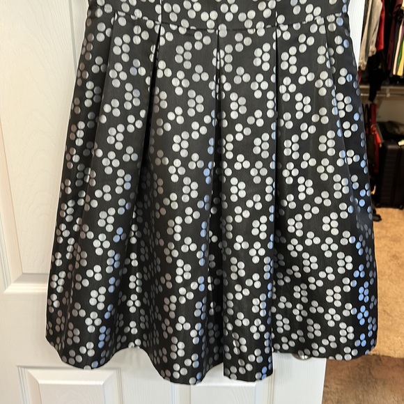 Adorable polka dot dress - Picture 4 of 7